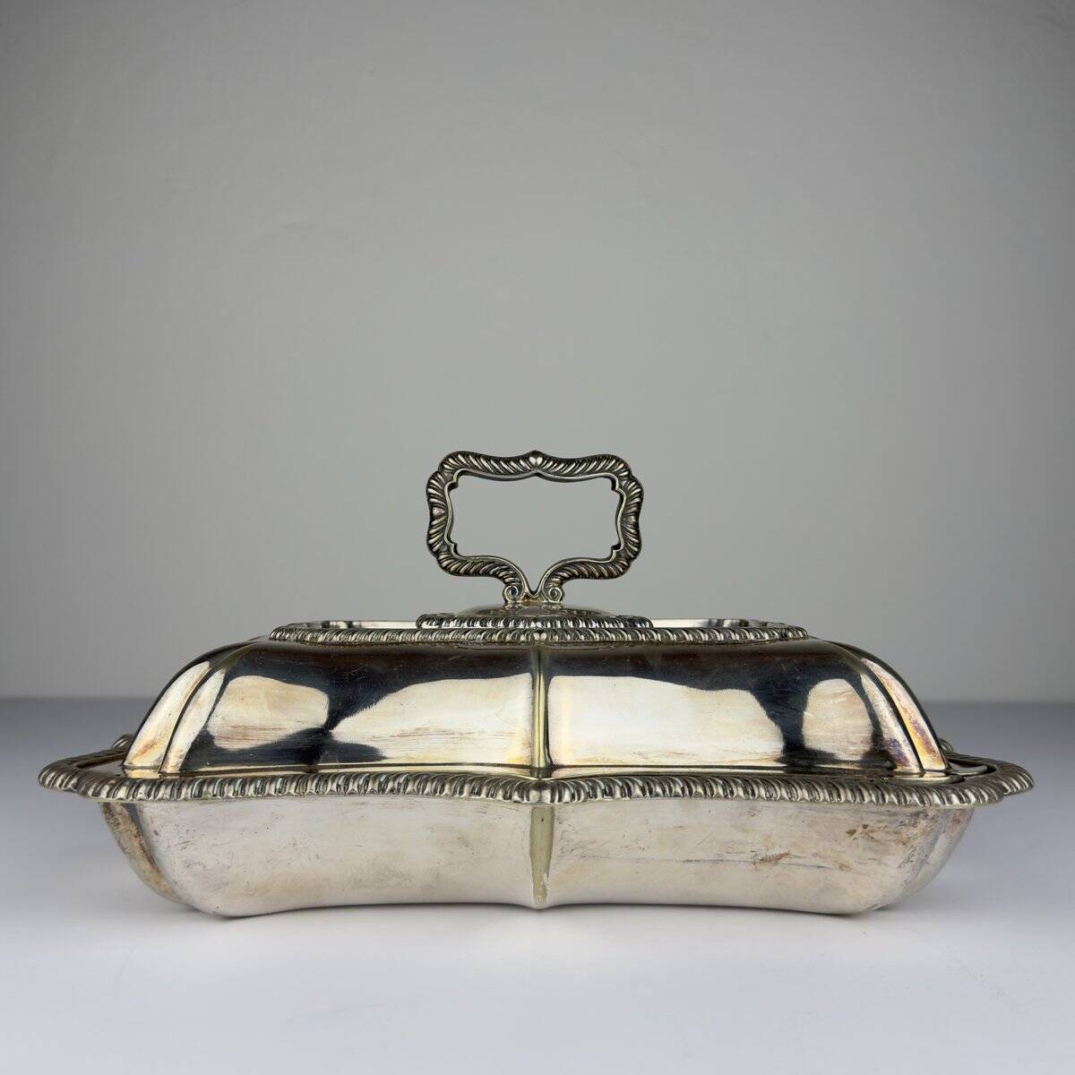 Antique silver-plated serving dish from Sheffield, early 20th century, England.