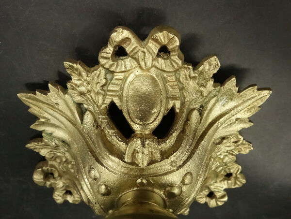 Ceiling lamp / suspension with Louis XVI style knots