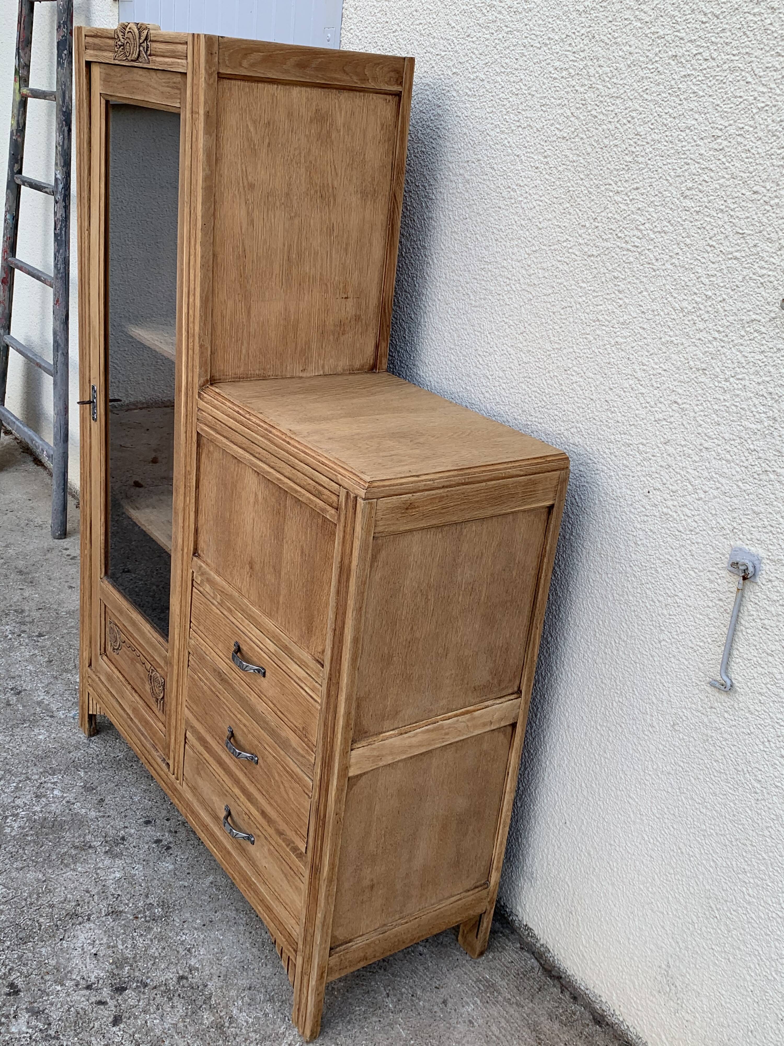 Art Deco asymmetrical glass Parisian wardrobe 1930