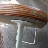 Bench designed by Bruce Hannah and Andrew Morrison, published by Knoll