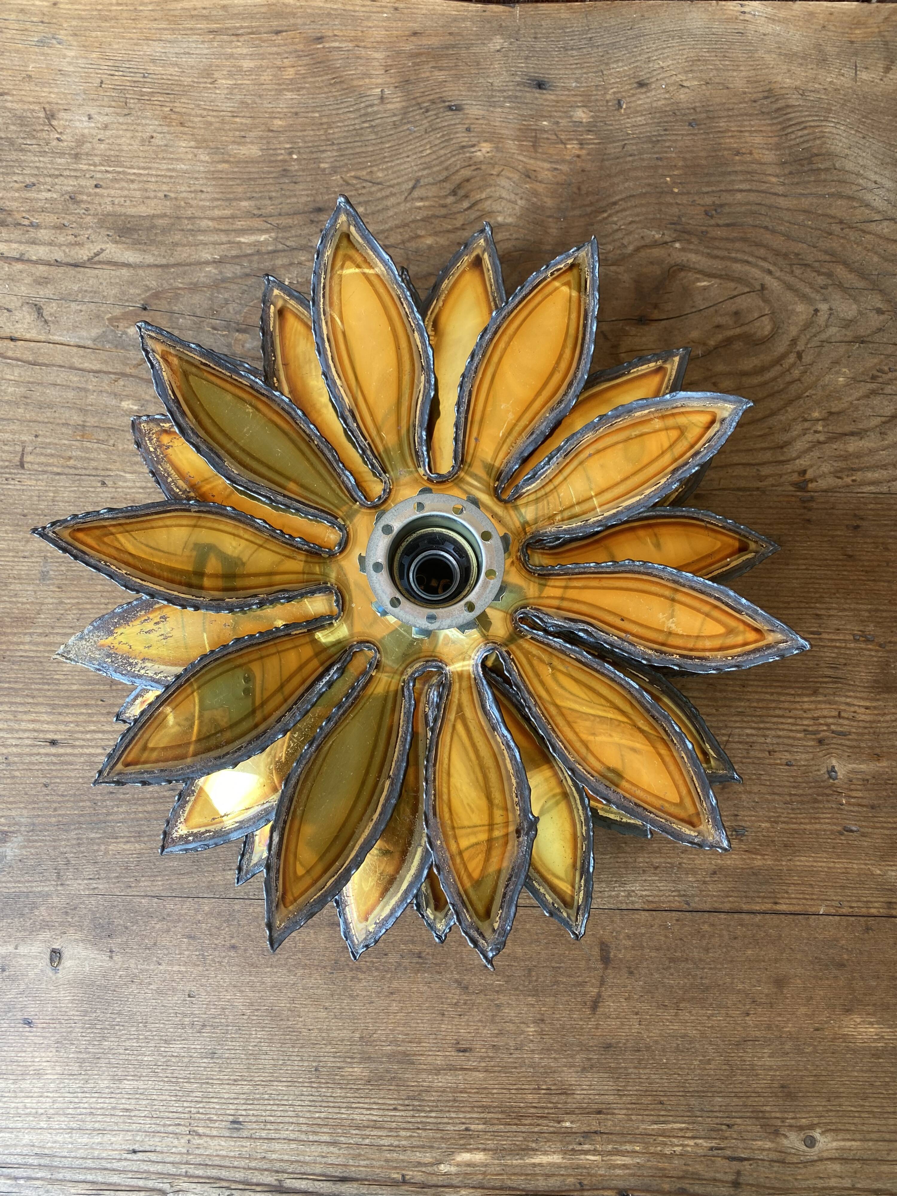 Applique murale fleur metal doré vintage