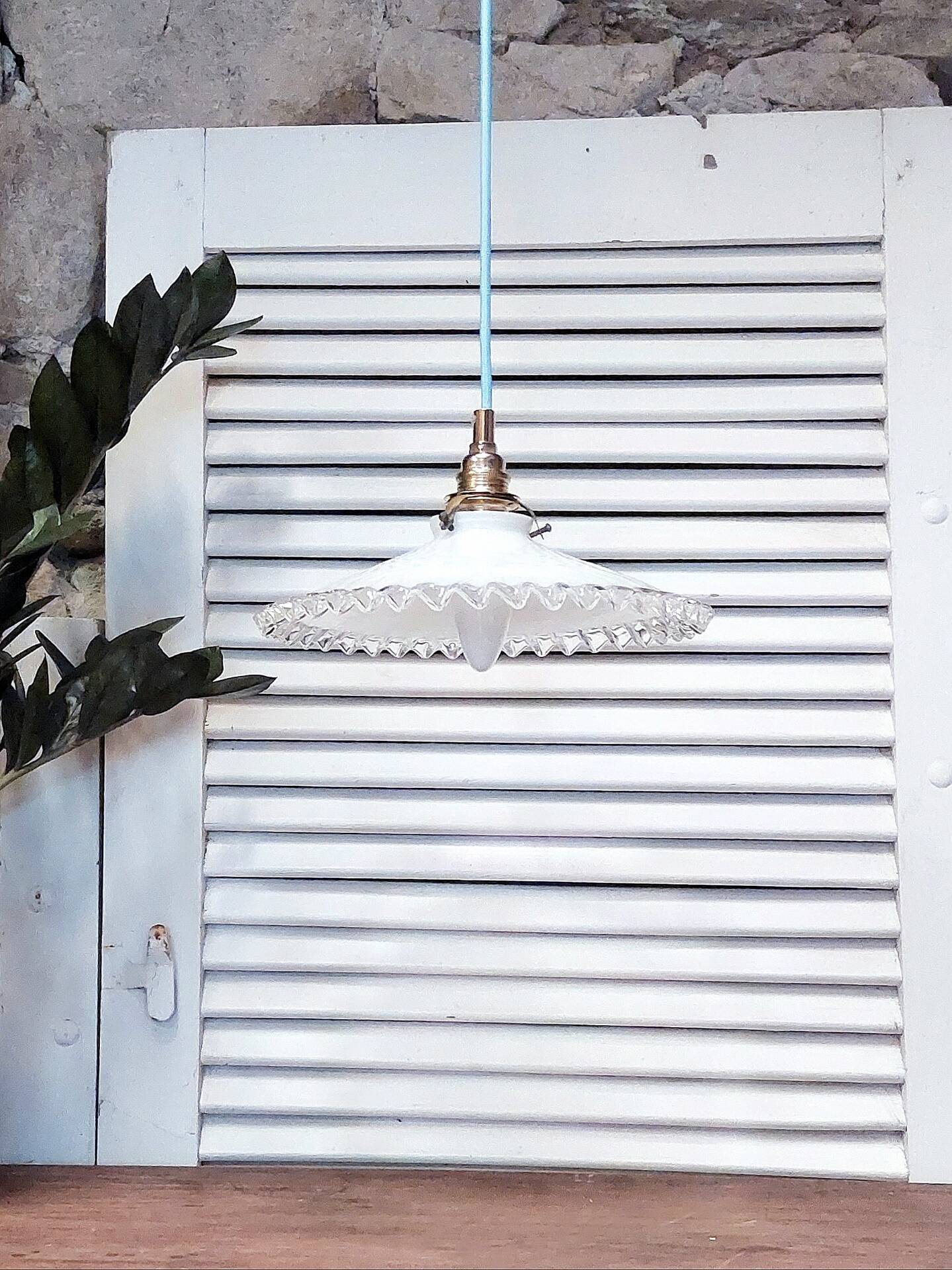 Suspension en opaline 