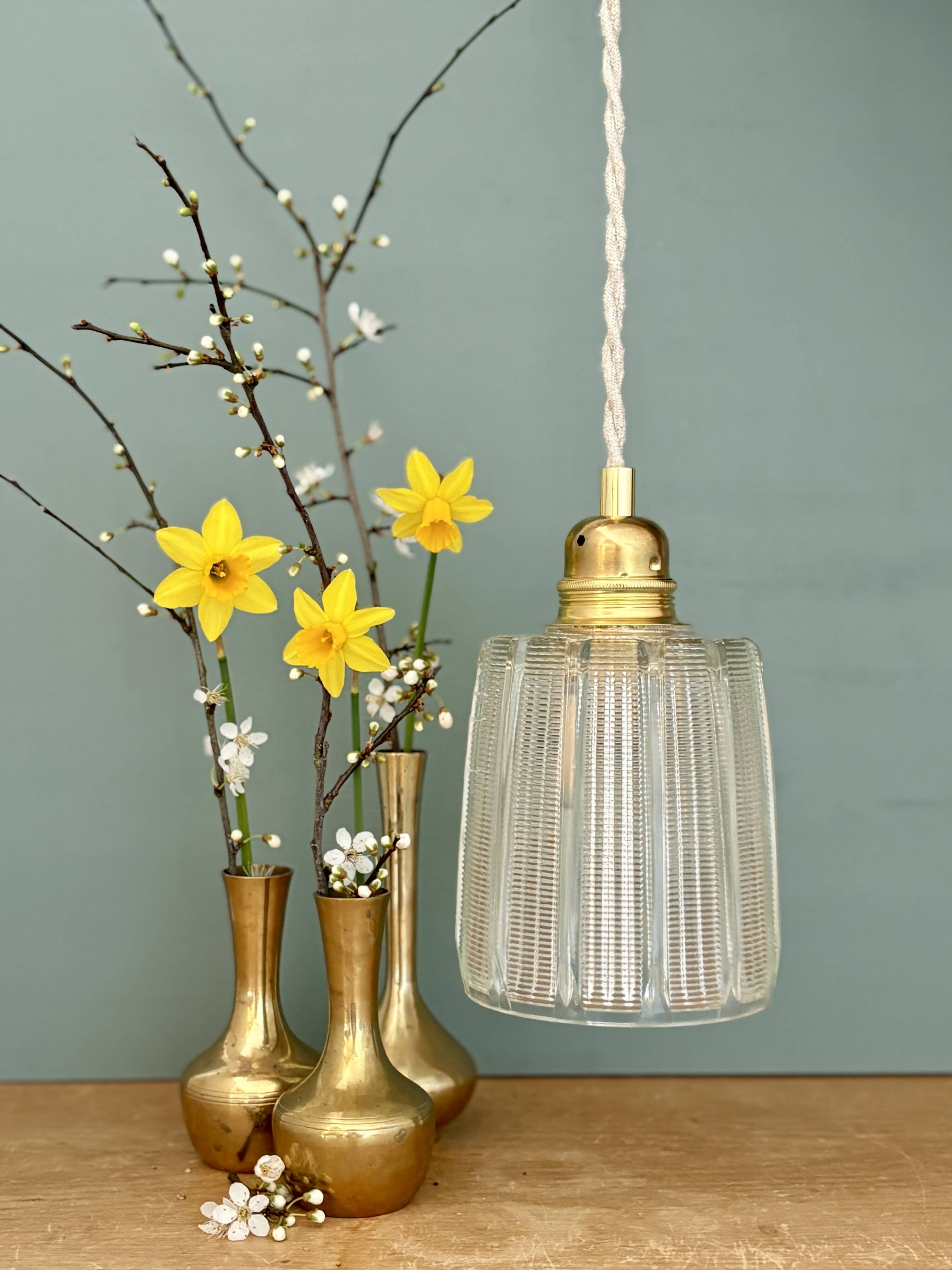 Vintage tulip suspension in holophane glass