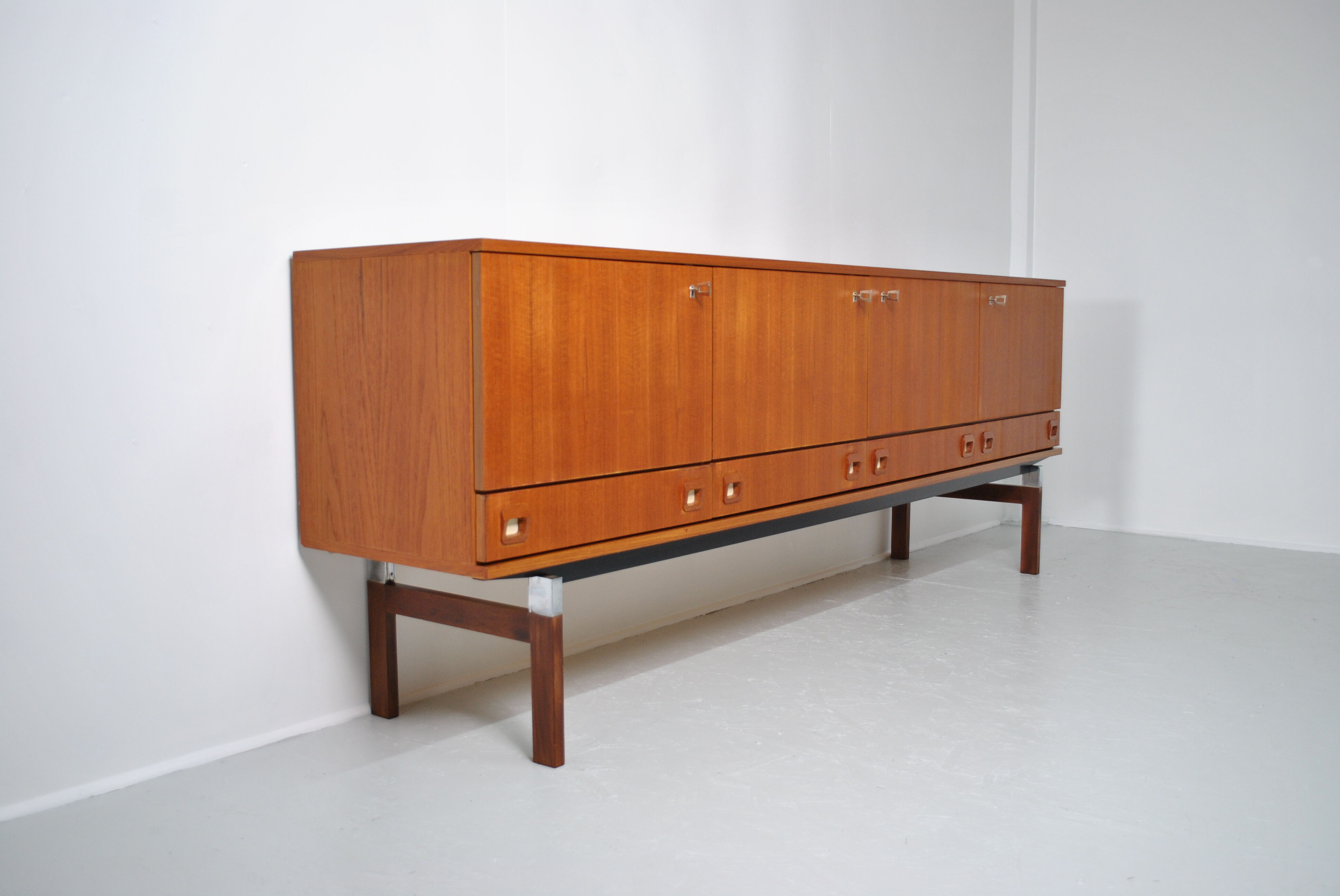 Enfilade en teck 1970