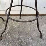 Paire de tabourets de bar pivotants artisanaux en métal de style industriel, 1950