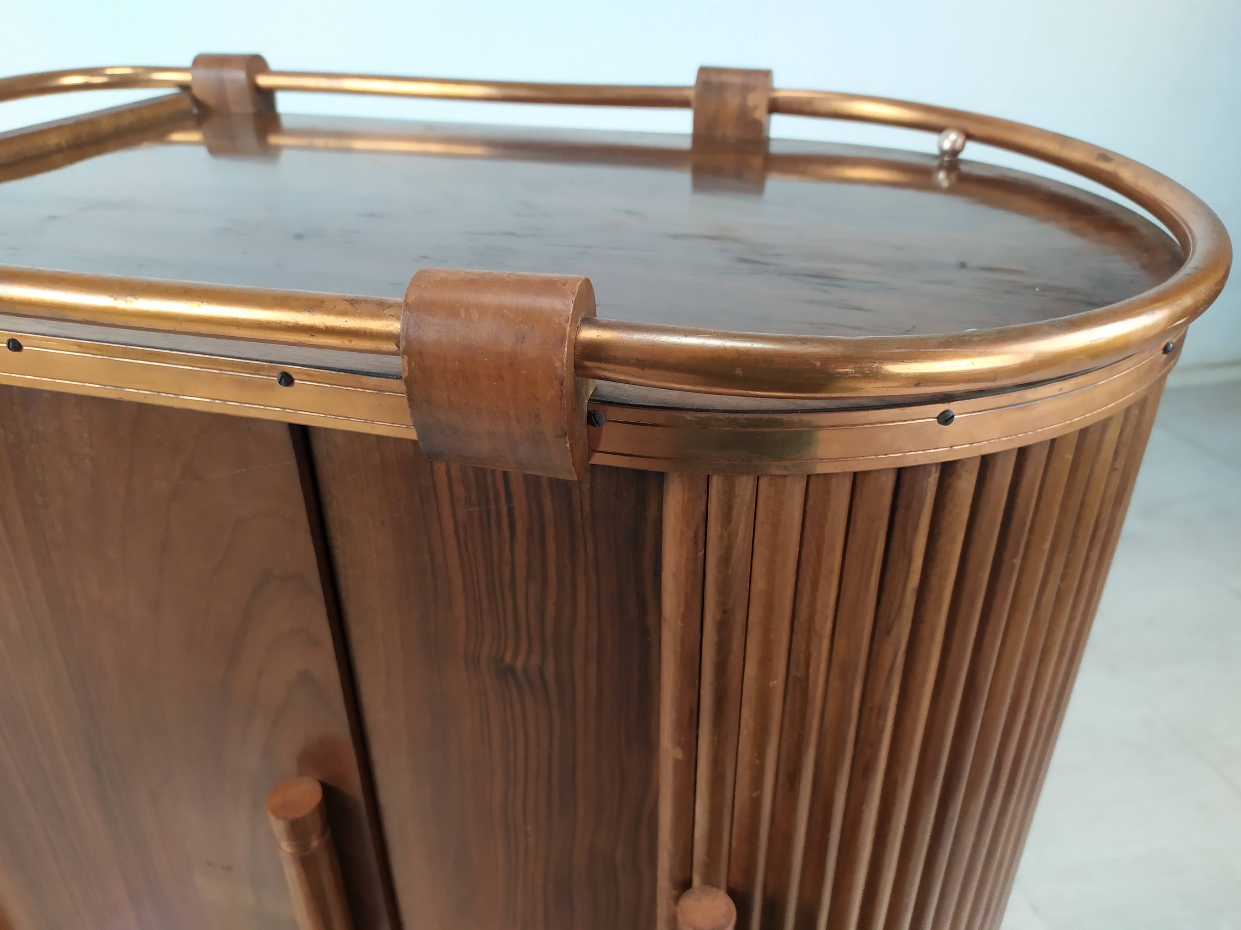 Rolling service art deco bar