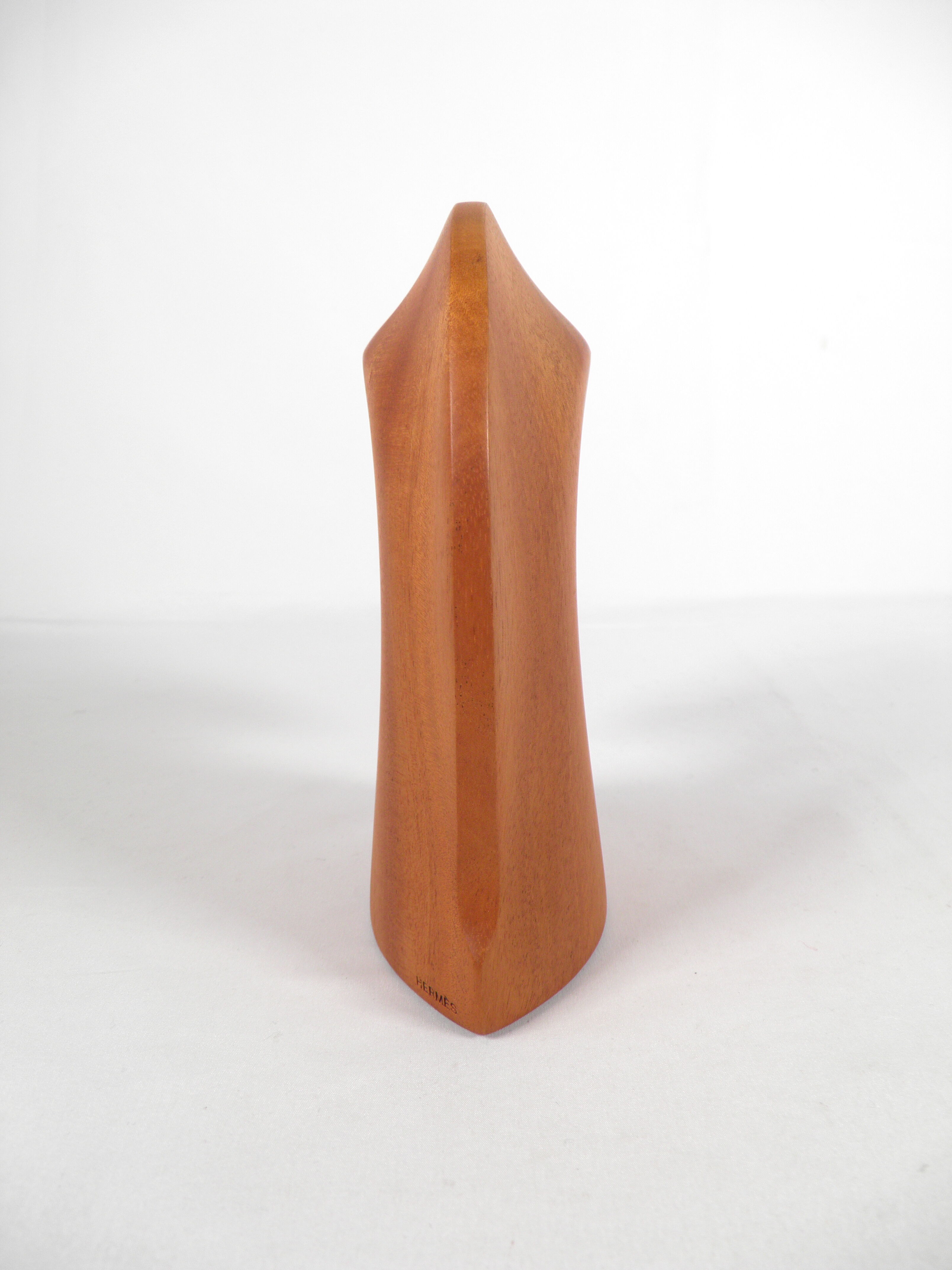 Hermès Samarkand paperweight in new mahogany