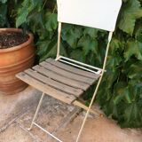 Lot of 2 old garden chairs