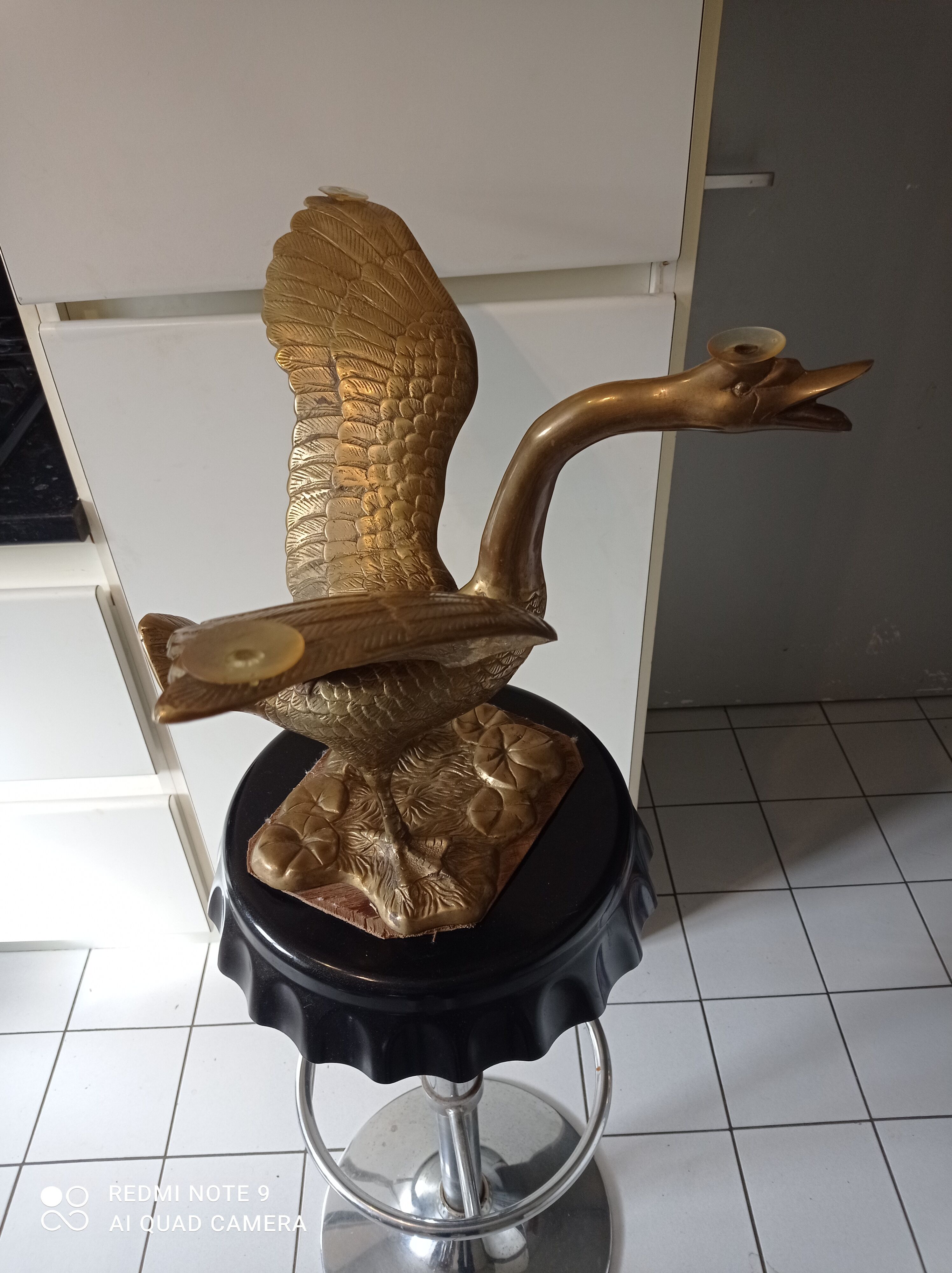 VINTAGE GOOSE COFFEE TABLE WITH GLASS TOP 70S