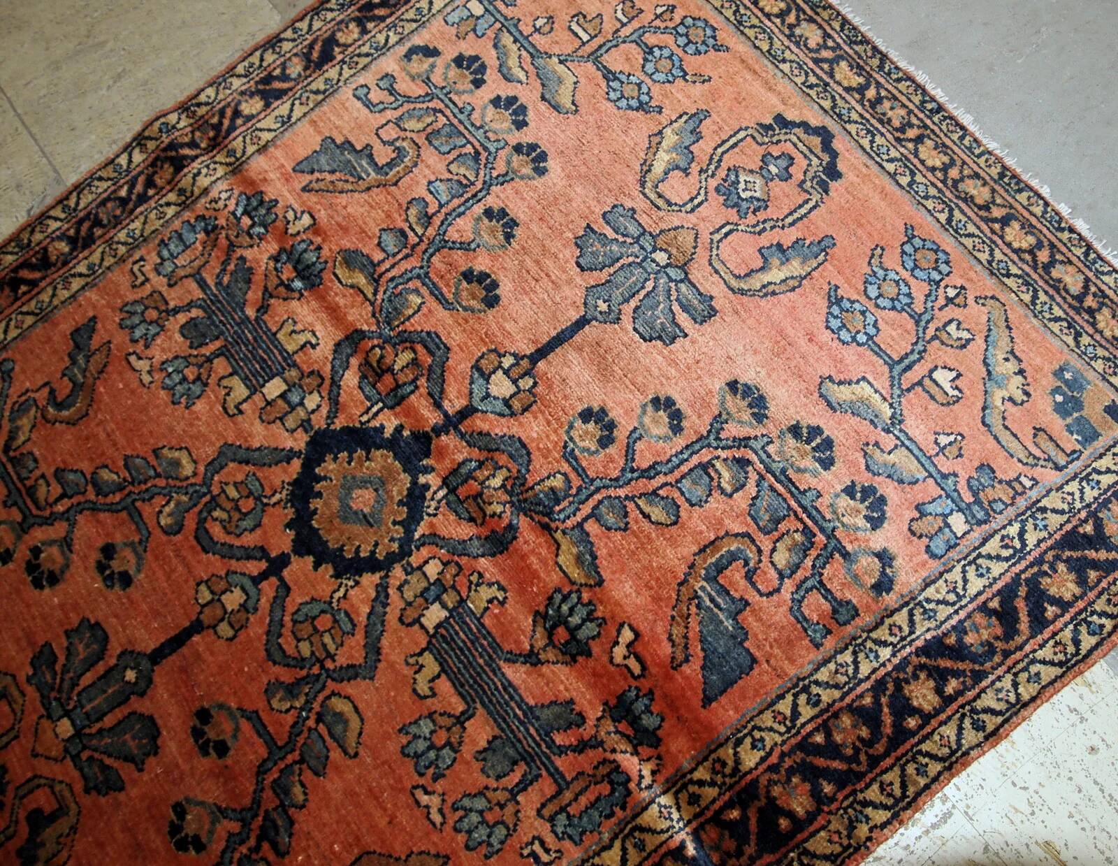 Handmade antique Persian Lilihan rug 3.5' x 5.4' (106cm x 164cm) 1920s - 1B676