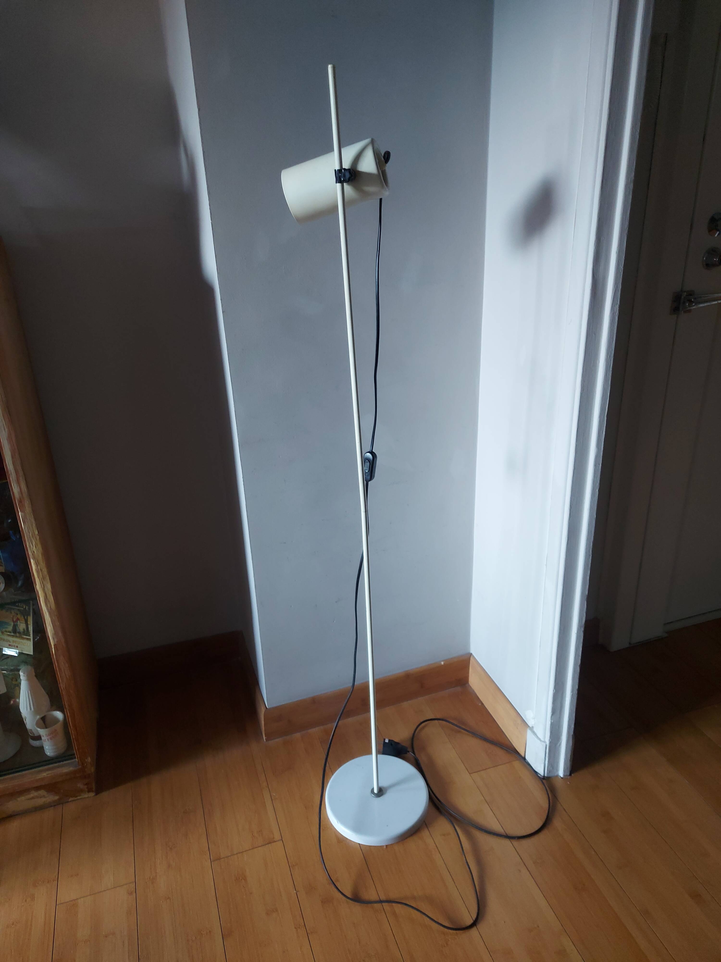 Floor lamp from the 70s and 80s, Habitat
