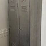 Wardrobe tolix B2
