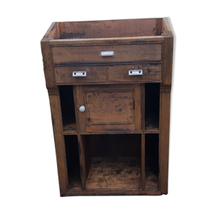 Meuble caisse de magasin
