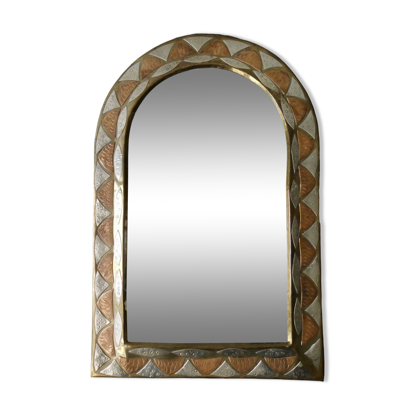 Moroccan mirror in chiseled brass, copper and silver, 70s-80s