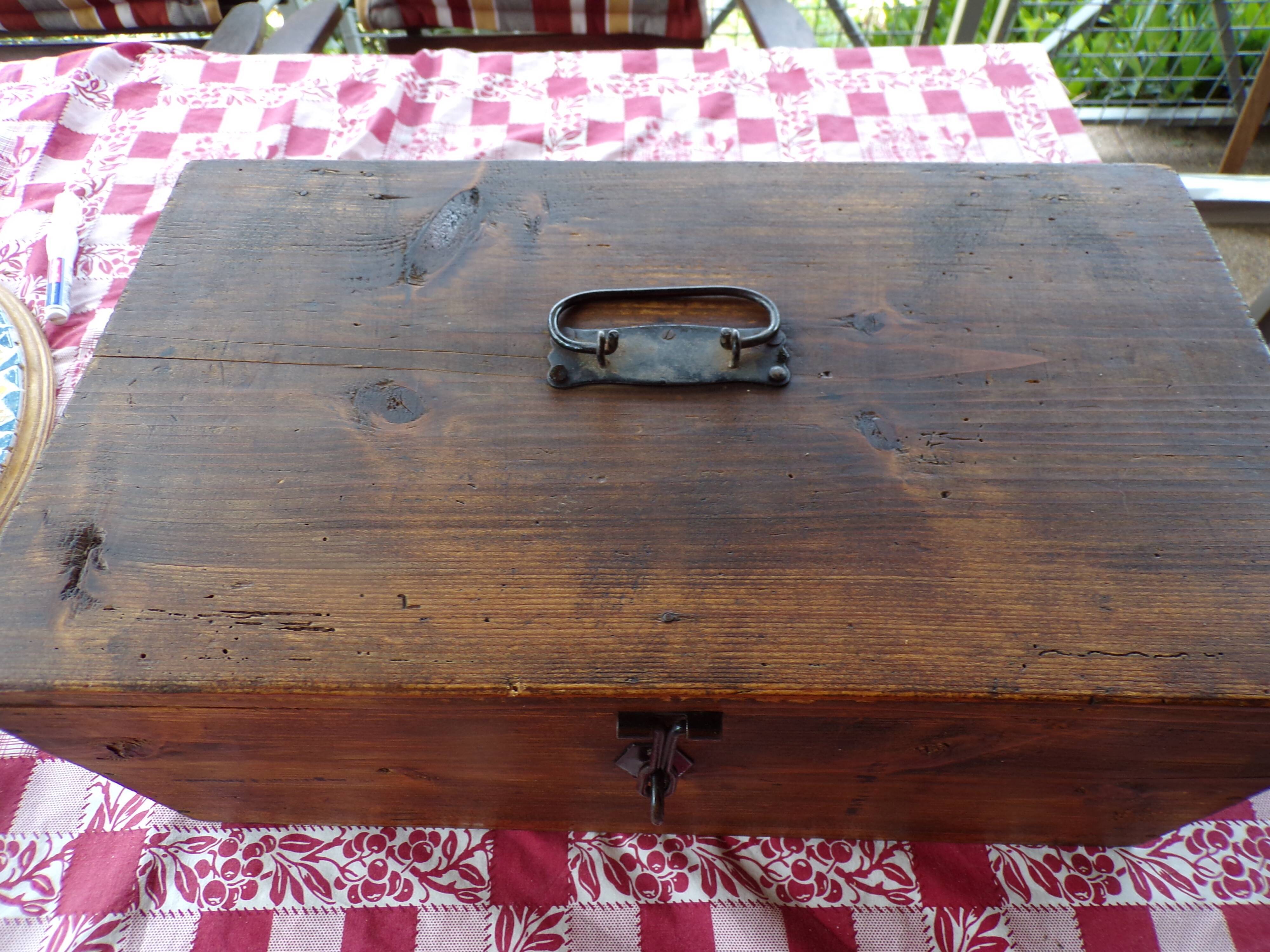 Wooden box