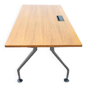 Norman Foster executive desk model “NOMOS” by Vitra Editeur