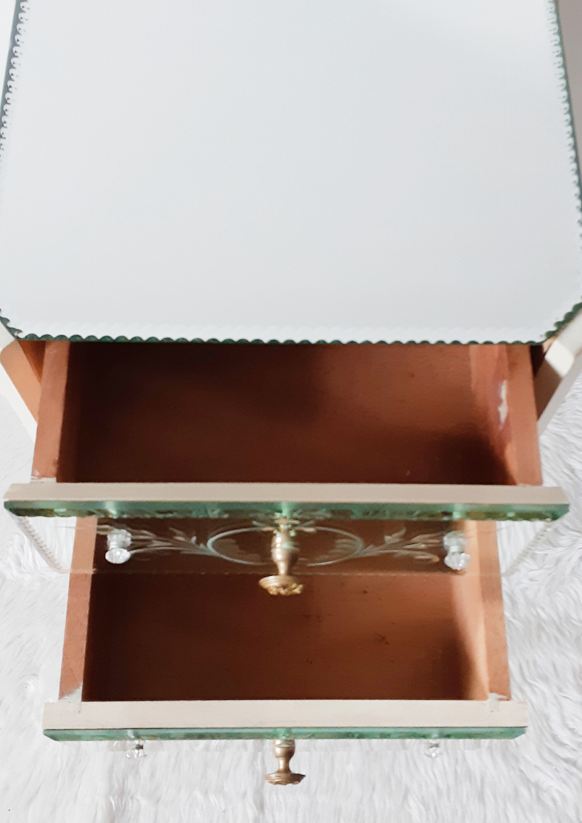 Mirror art deco bedside table