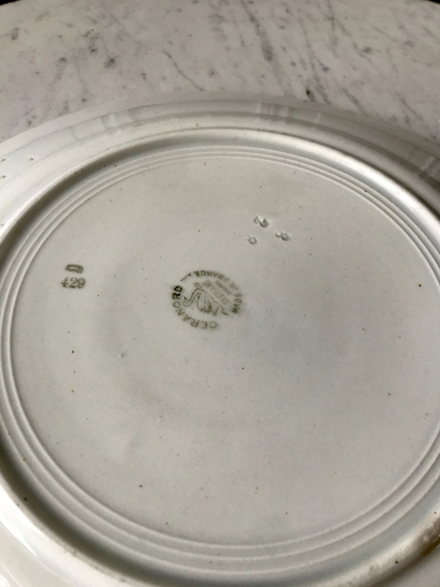 Plat rond Terre de Fer Saint-Amand fin XIXème