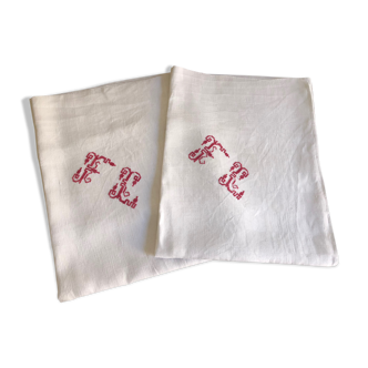 Pair of tea towels, towels with mouth