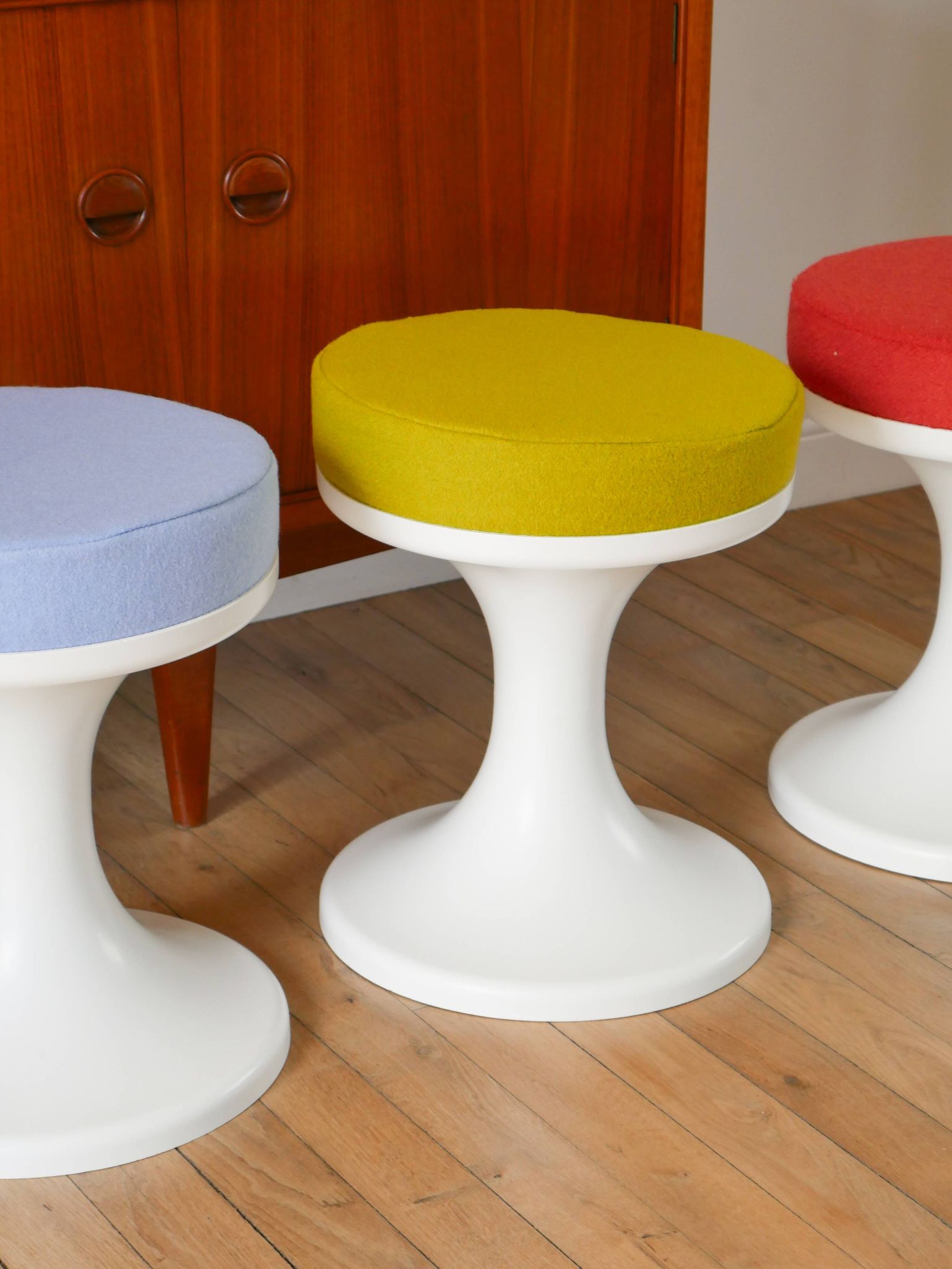 Tabouret tulipe en Plastique et Laine, Vert Matcha, Design Space Age, 1970