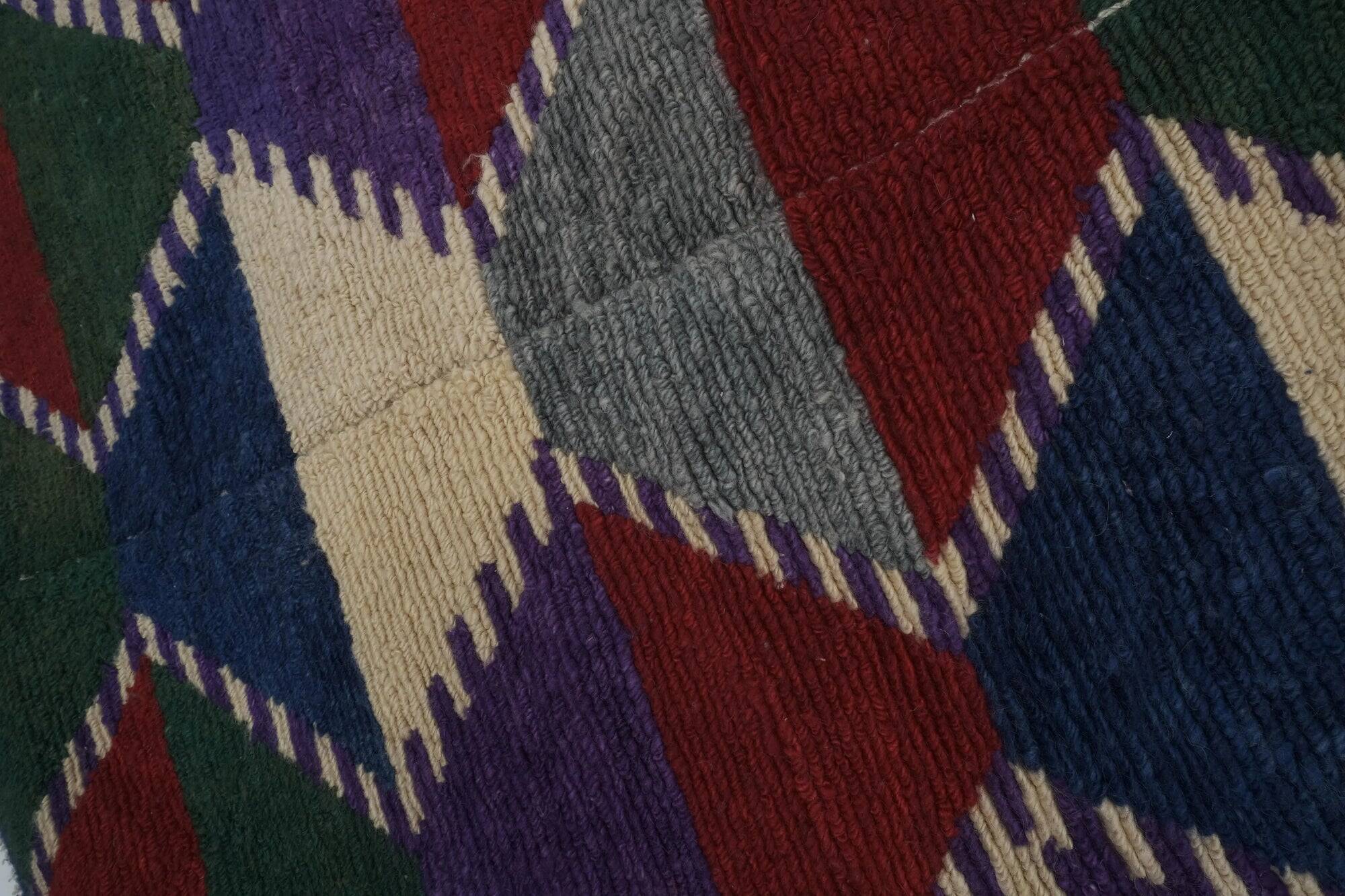 Vintage Turkish handmade rug 109x136 cm