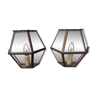 Pair of wall sconces