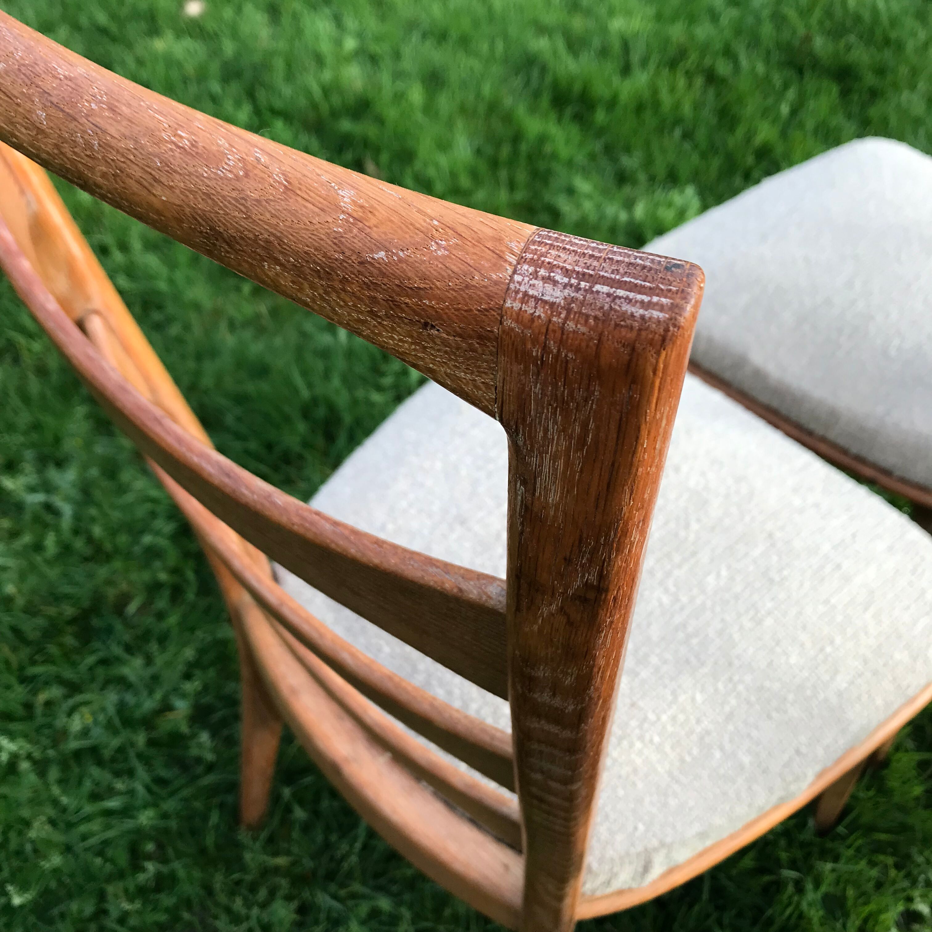 Lot de 4 chaises vintage en chêne blond et assise beige