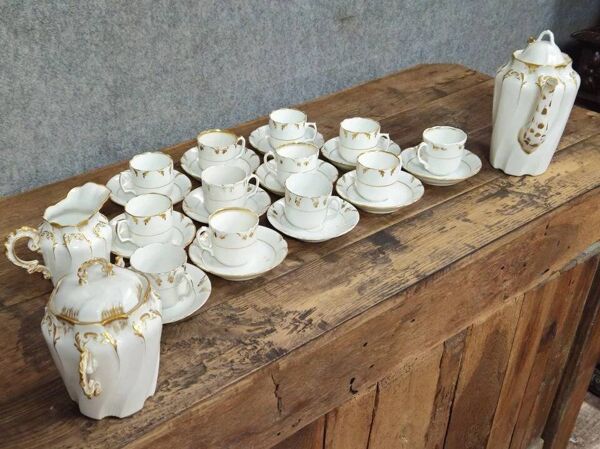 Service a thé ou a café en porcelaine style Louis XV Rocaile époque XIXeme