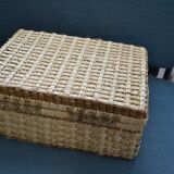 Wicker trunk