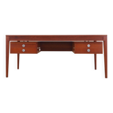 Bureau en teck, design danois, années 1970, designer : Finn Juhl, fabricant : France