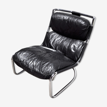Italian lounge chair in black leather and tubular steel, 1970s