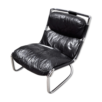 Italian lounge chair in black leather and tubular steel, 1970s
