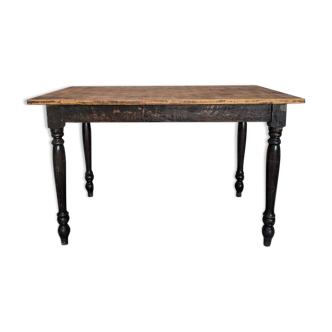 Patinated table