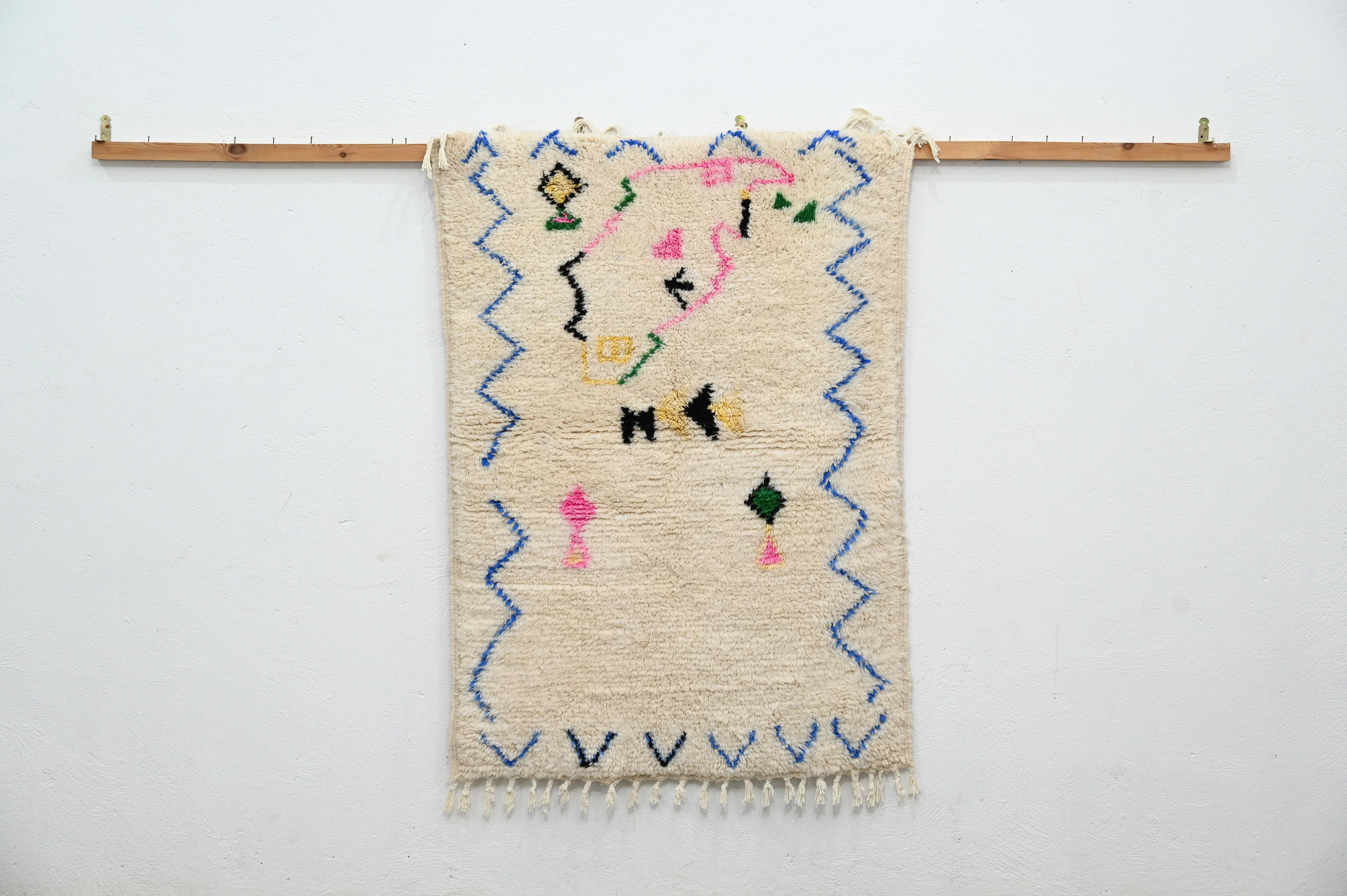 Handwoven coloured wool rug, 145 x 105 cm - P426