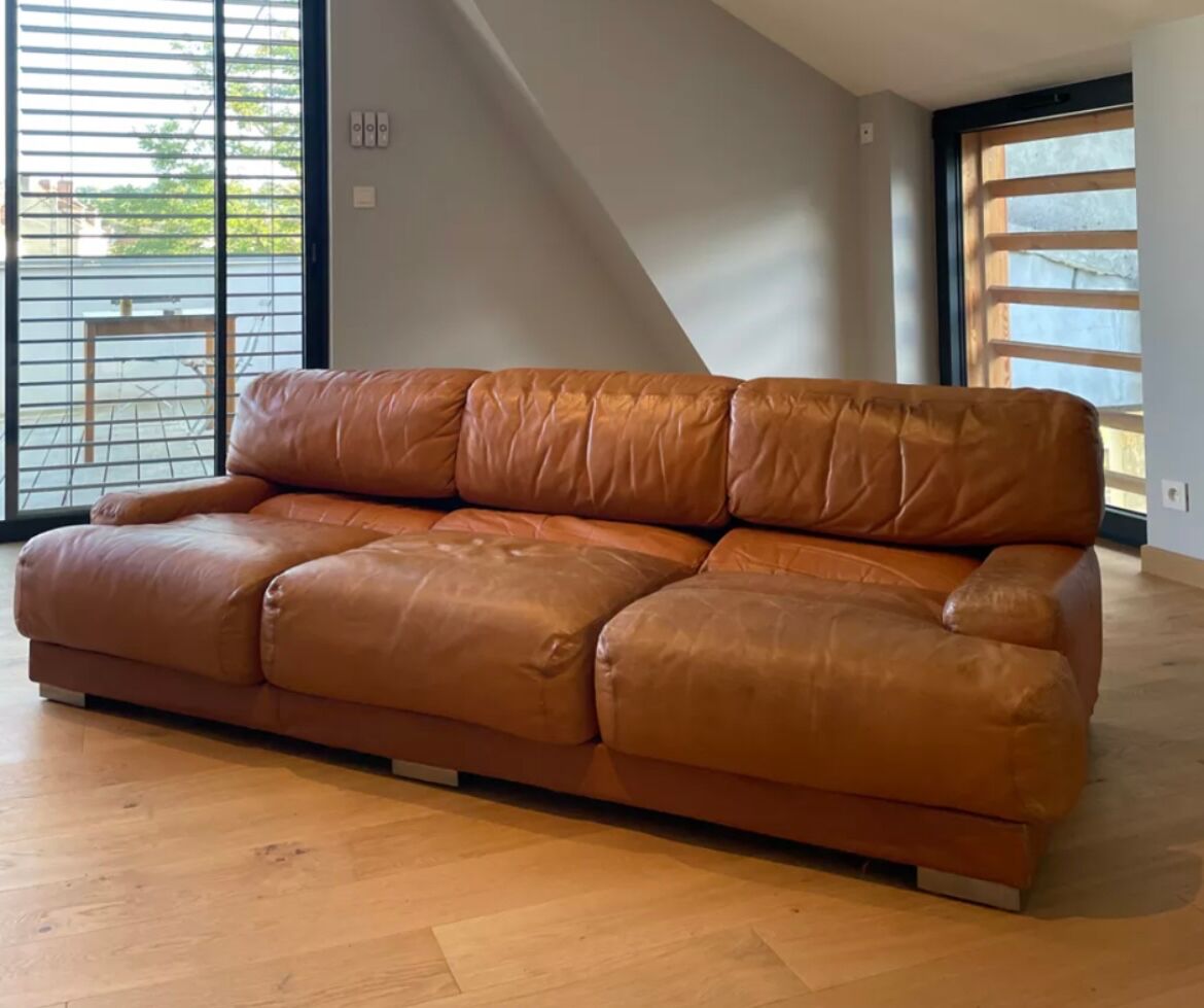 Vintage 3-seater sofa Gérard Guermonprez fawn and stainless steel leather, France 1970