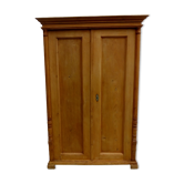Armoire en pin anglais