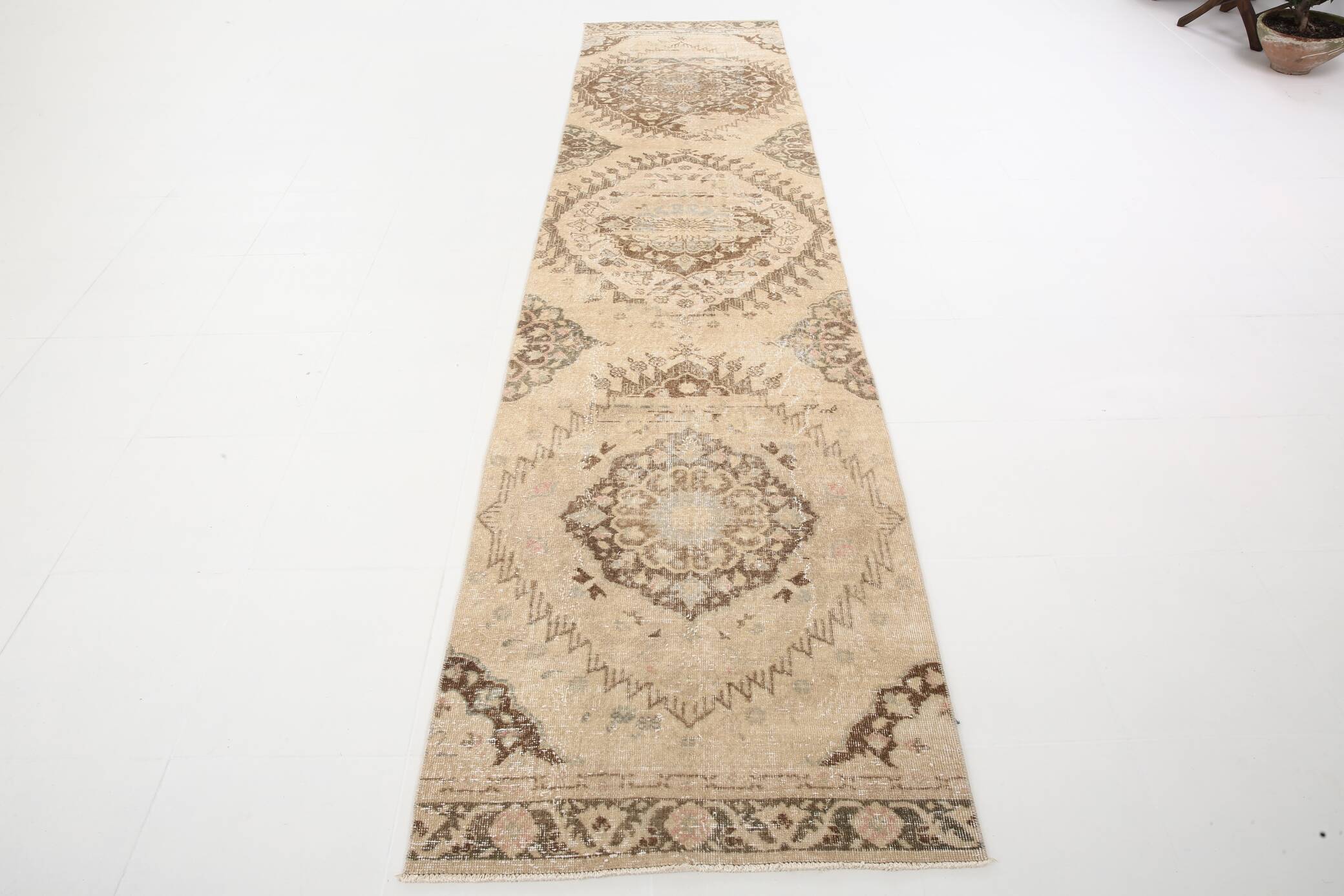3x12 Brown & Beige Classic Persian Runner Rug, 90x379Cm