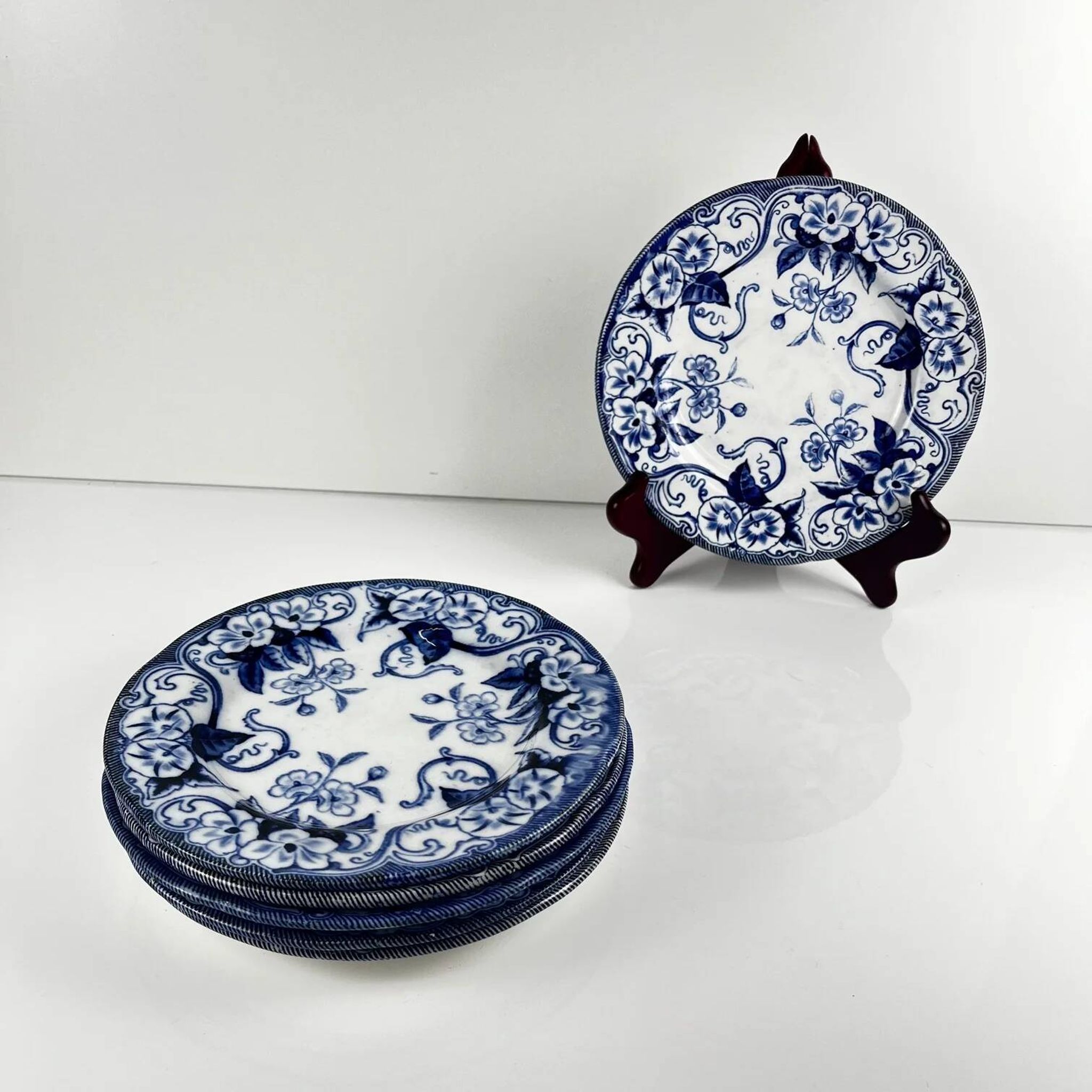Set of 6 dessert plates in ironstone "Flora" – Creil et Montereau, 19th century, blue