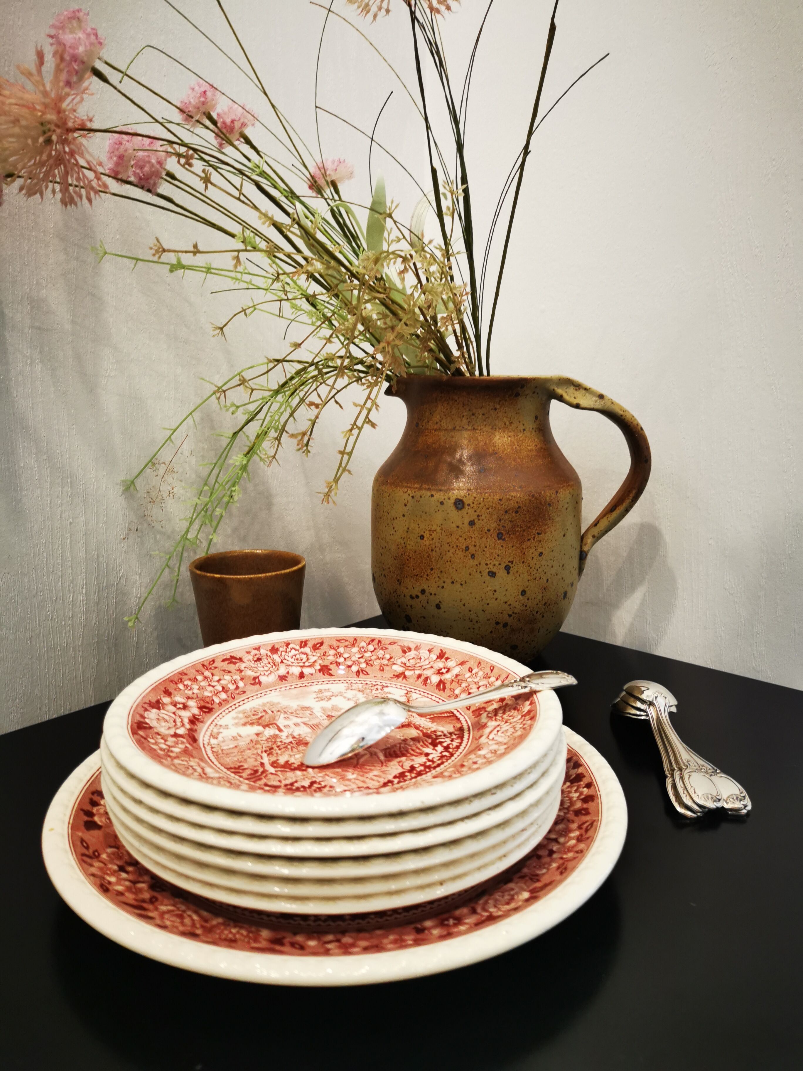 Set of 6 dessert plates and the Villeroy & Boch Rusticana serving dish