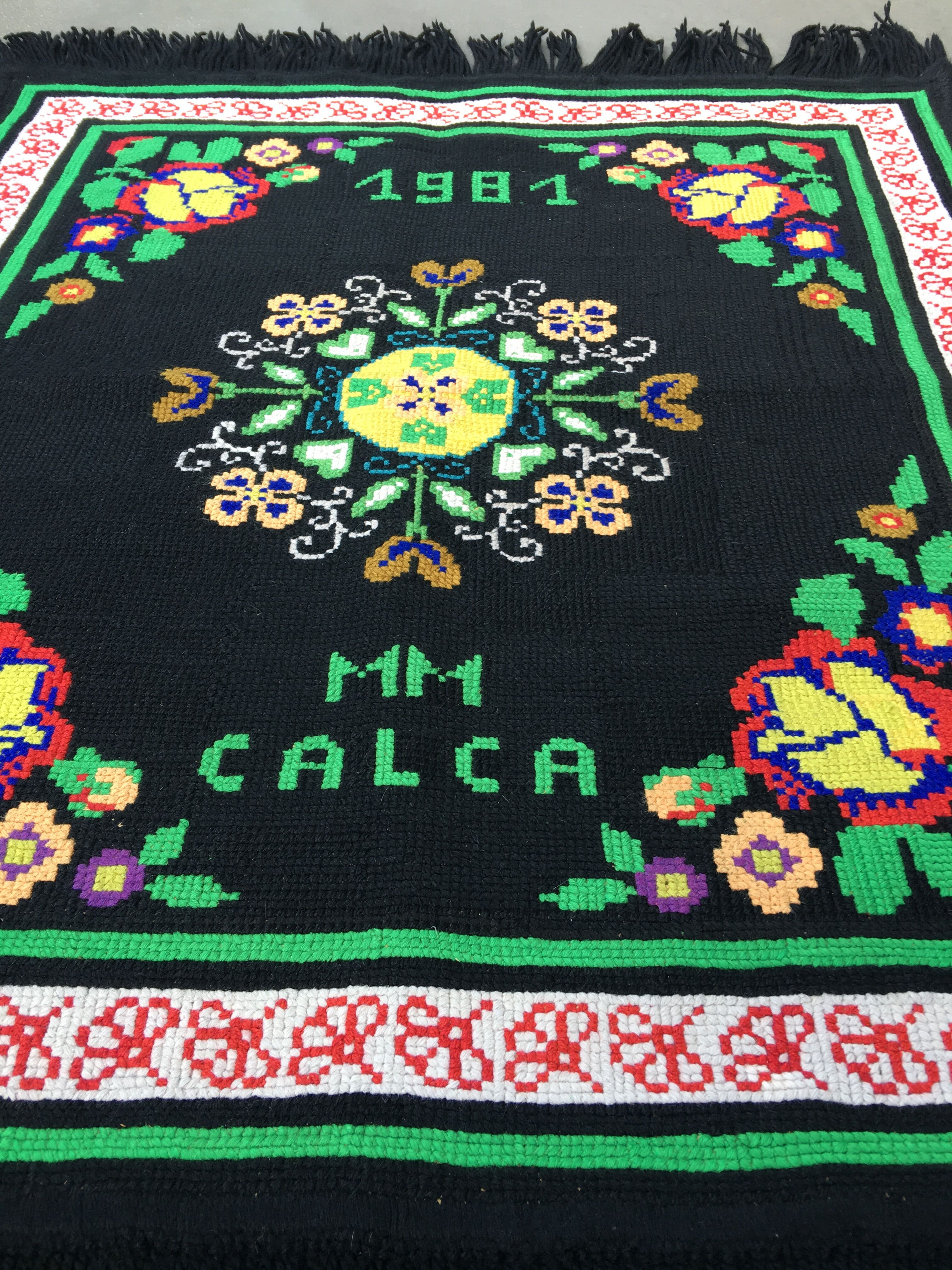 Carpet, drapery, vintage wool tapestry 87x115cm