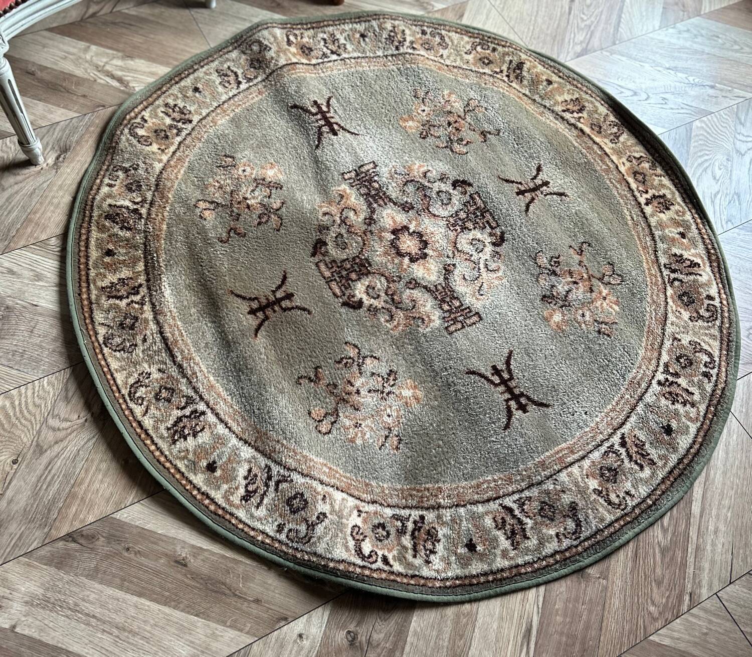 Antique round rug