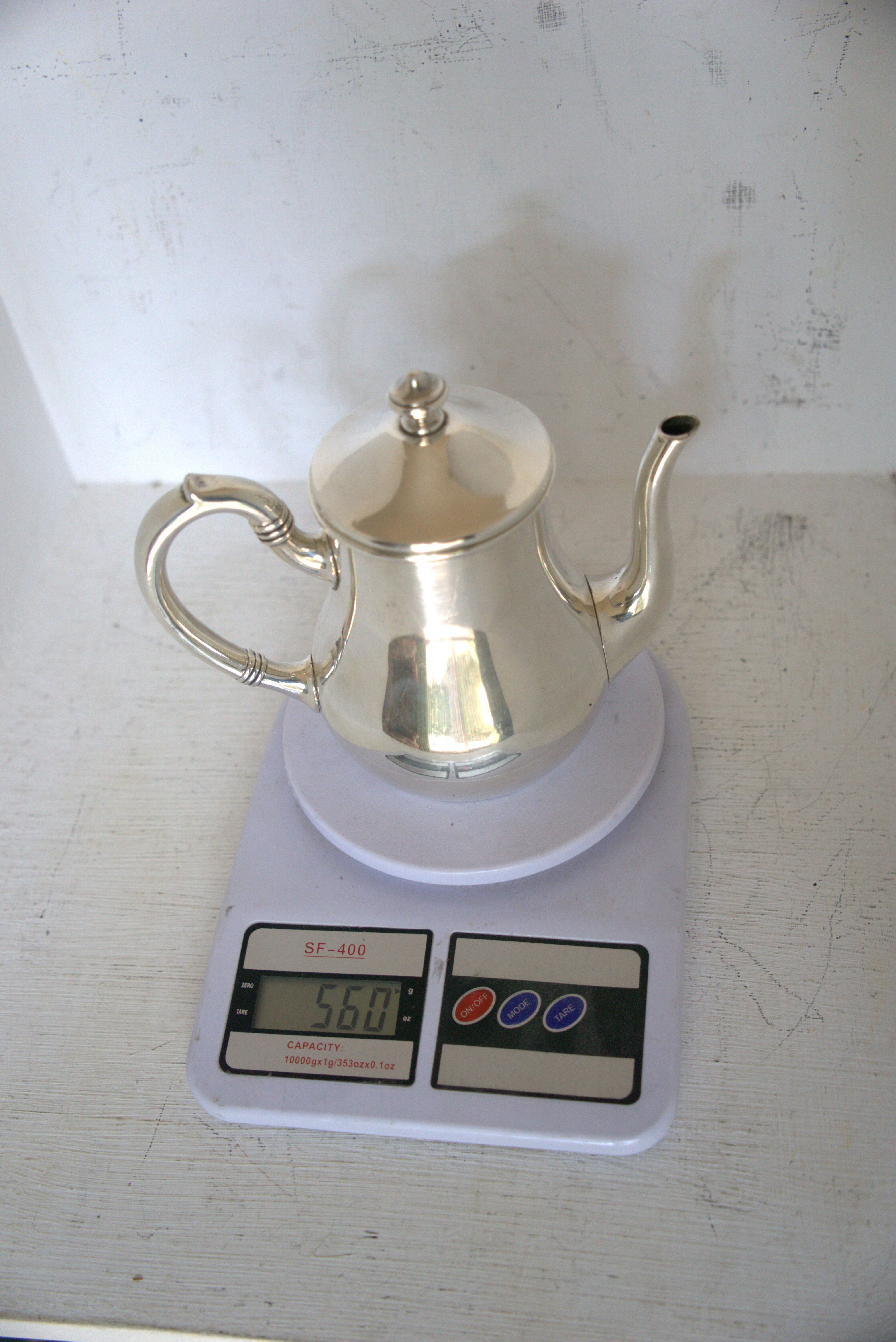 Paire de cafetières plaqué argent