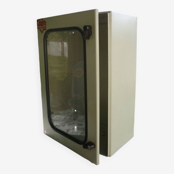 Sarel wall-mounted cabinet