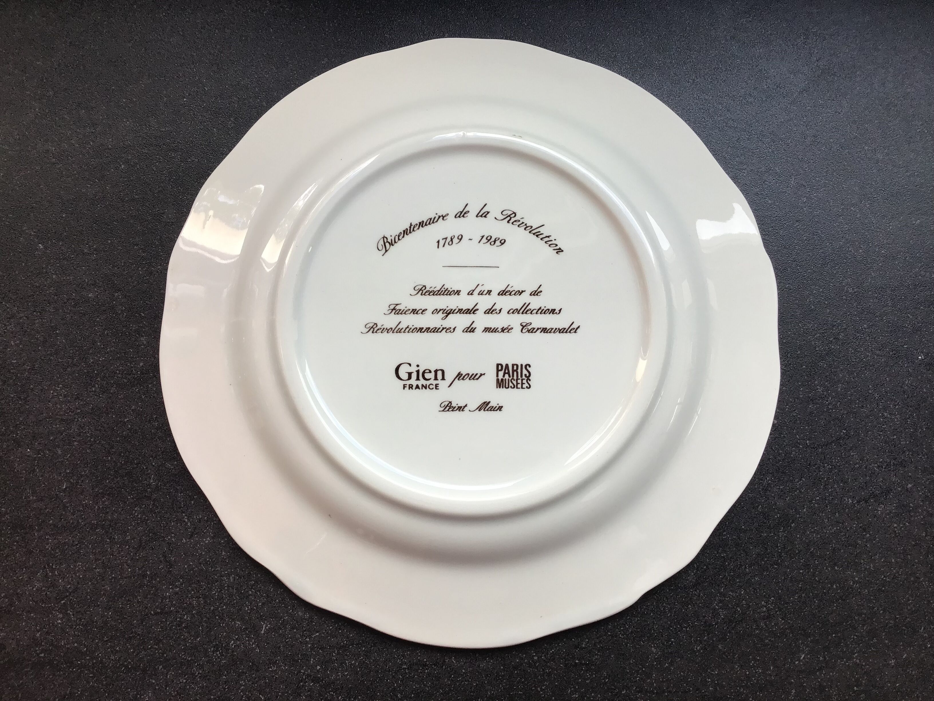 Gien plate for Paris Musées - Bicentenary of the Revolution