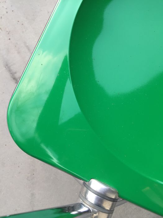 Plia Chair by Giancarlo Piretti