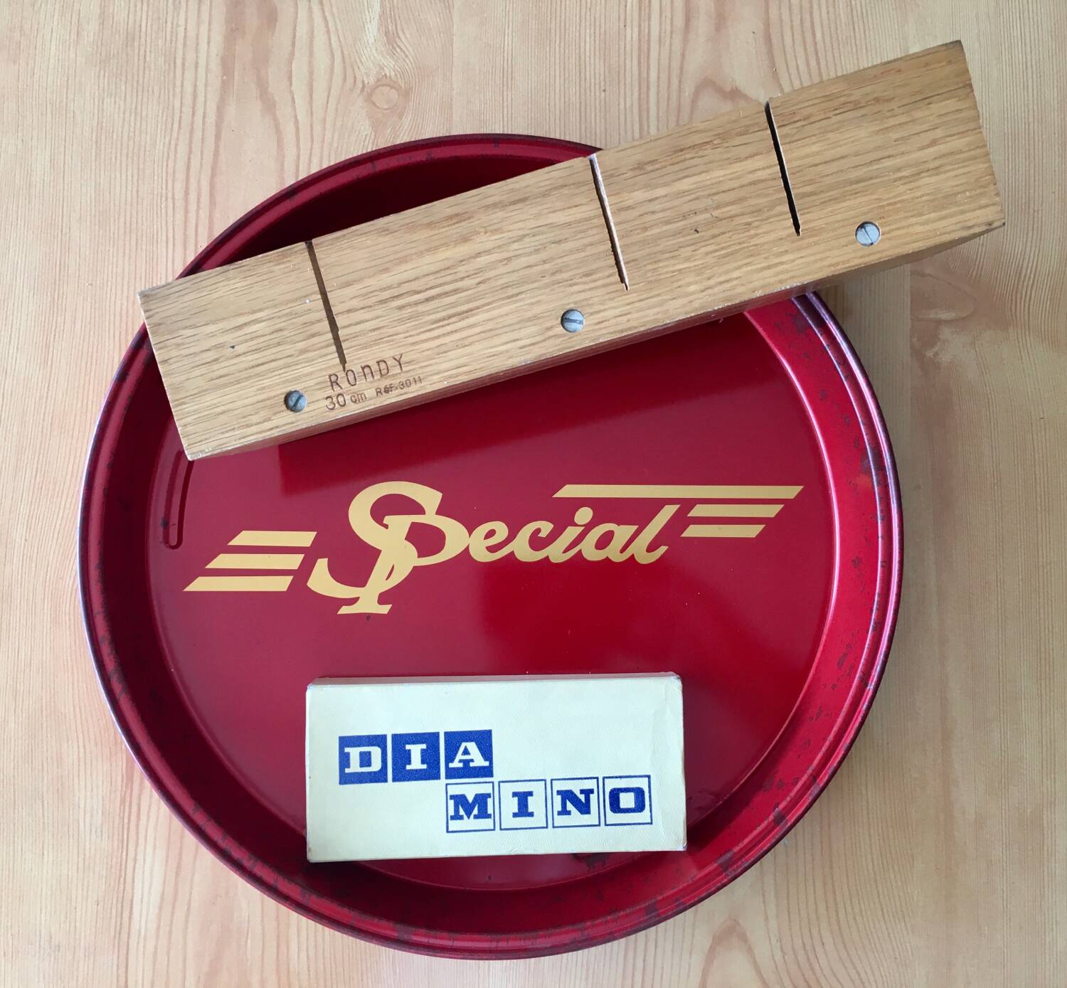 Advertising metal tray