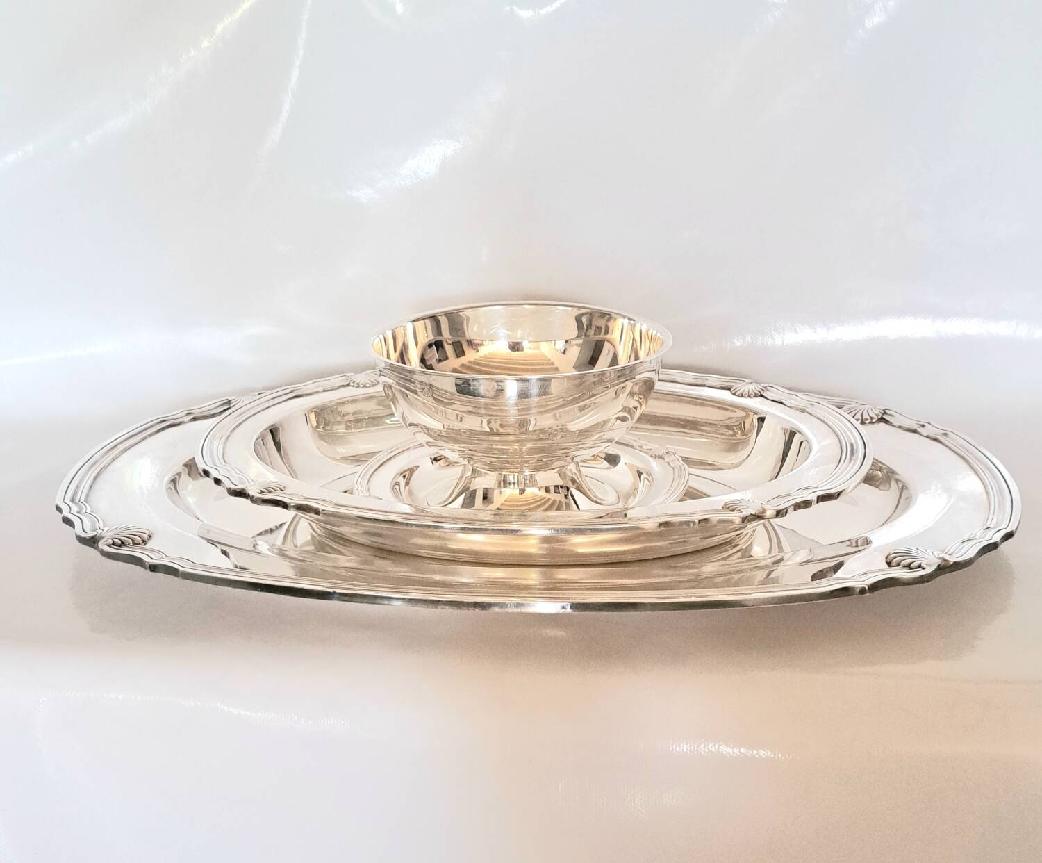 Three dishes Signed Christofle Gallia collection