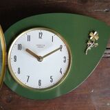 Vintage formica clock silent wall clock "golden green star"