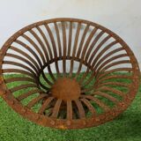 Medici in riveted iron