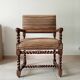 Ancien fauteuil "caqueteuse" de style Louis XIII